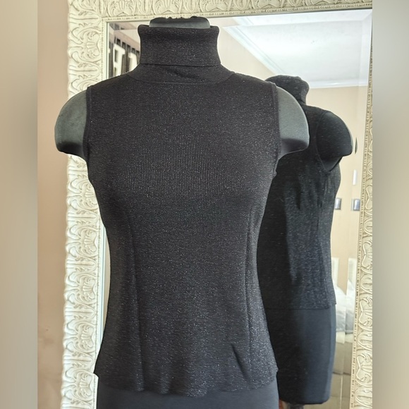 Joseph A. • Silk Metallic Sleeveless Turtleneck - Picture 10 of 11